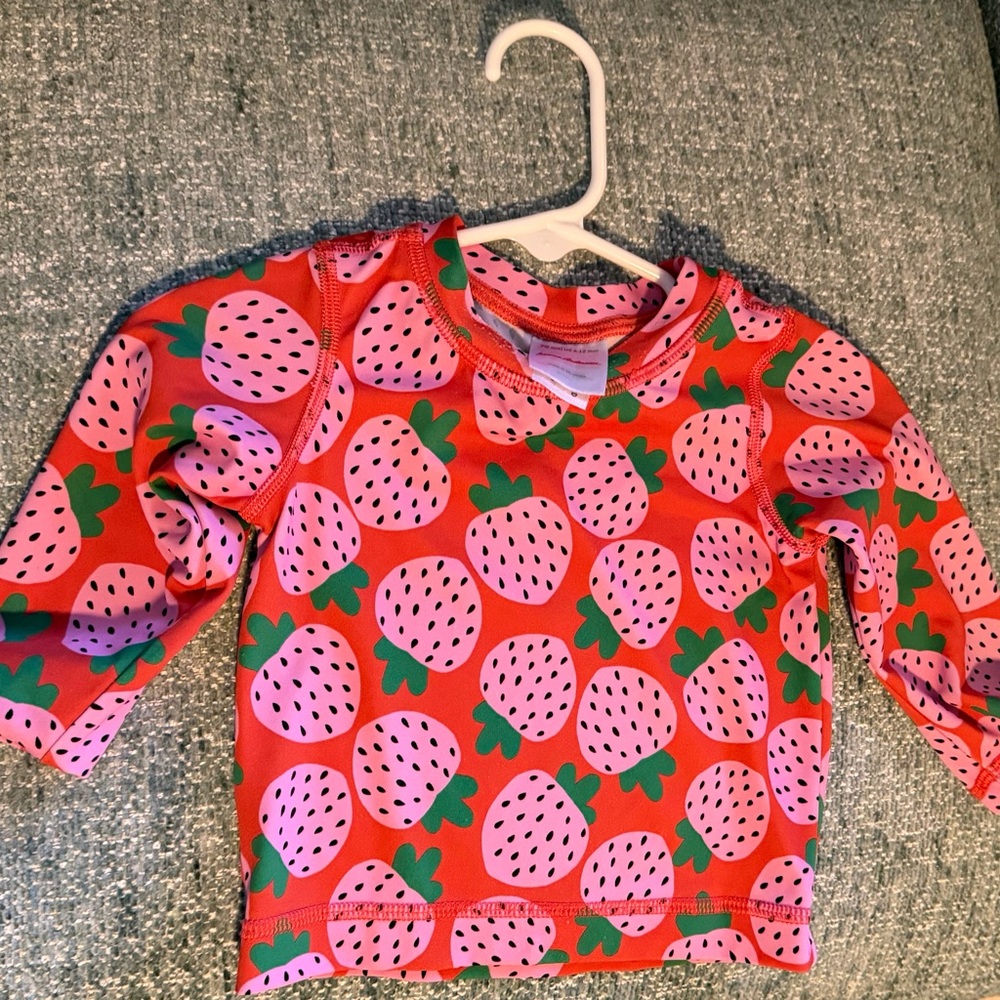 Hanna Andersson Pink and Red Trim Shirt